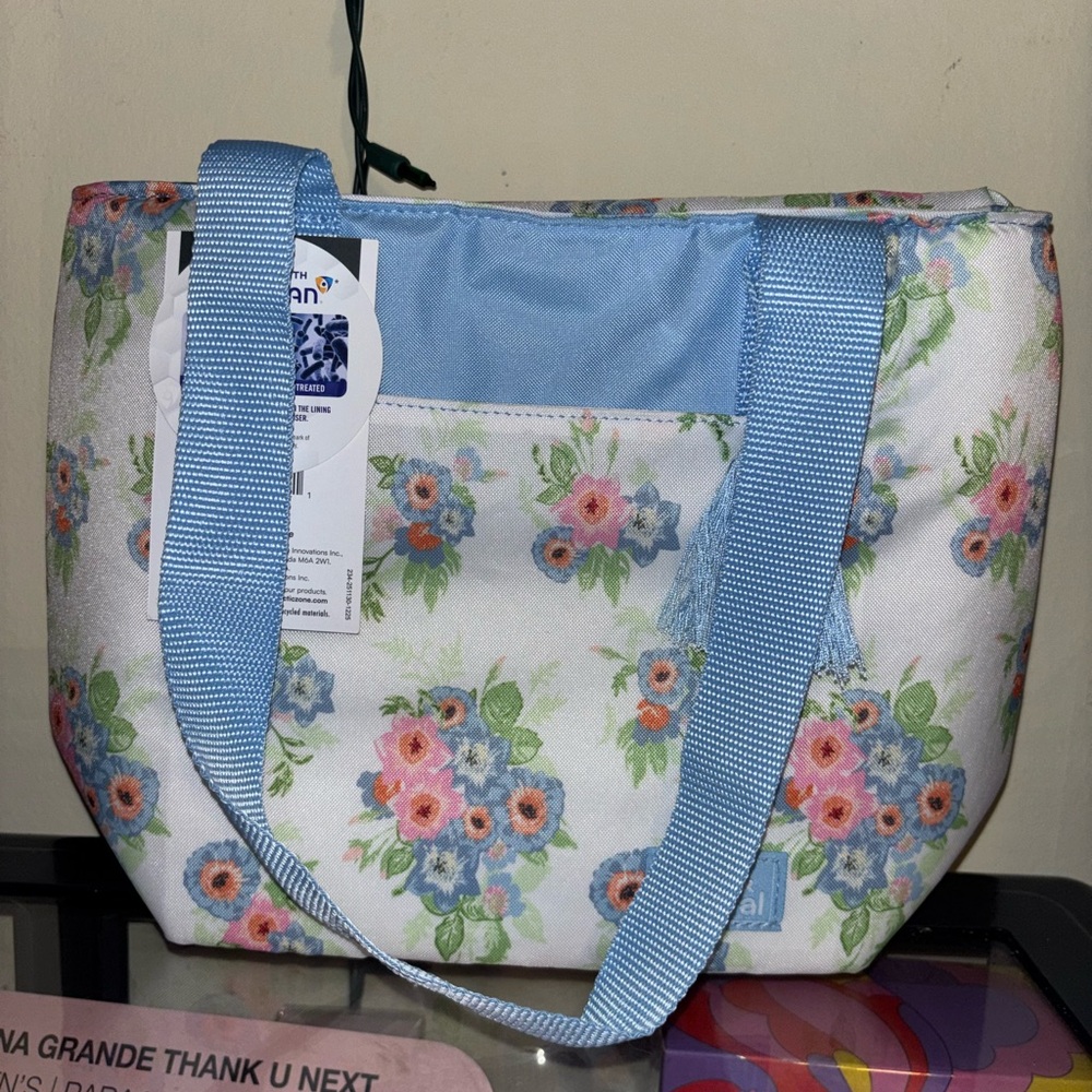 Floral Canvas Tote Bag in Light Blue